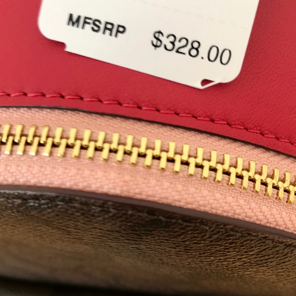 ⚠️LAST ONE⚠️ COACH SIGNATURE Mini Backpack - Picture 3 of 5